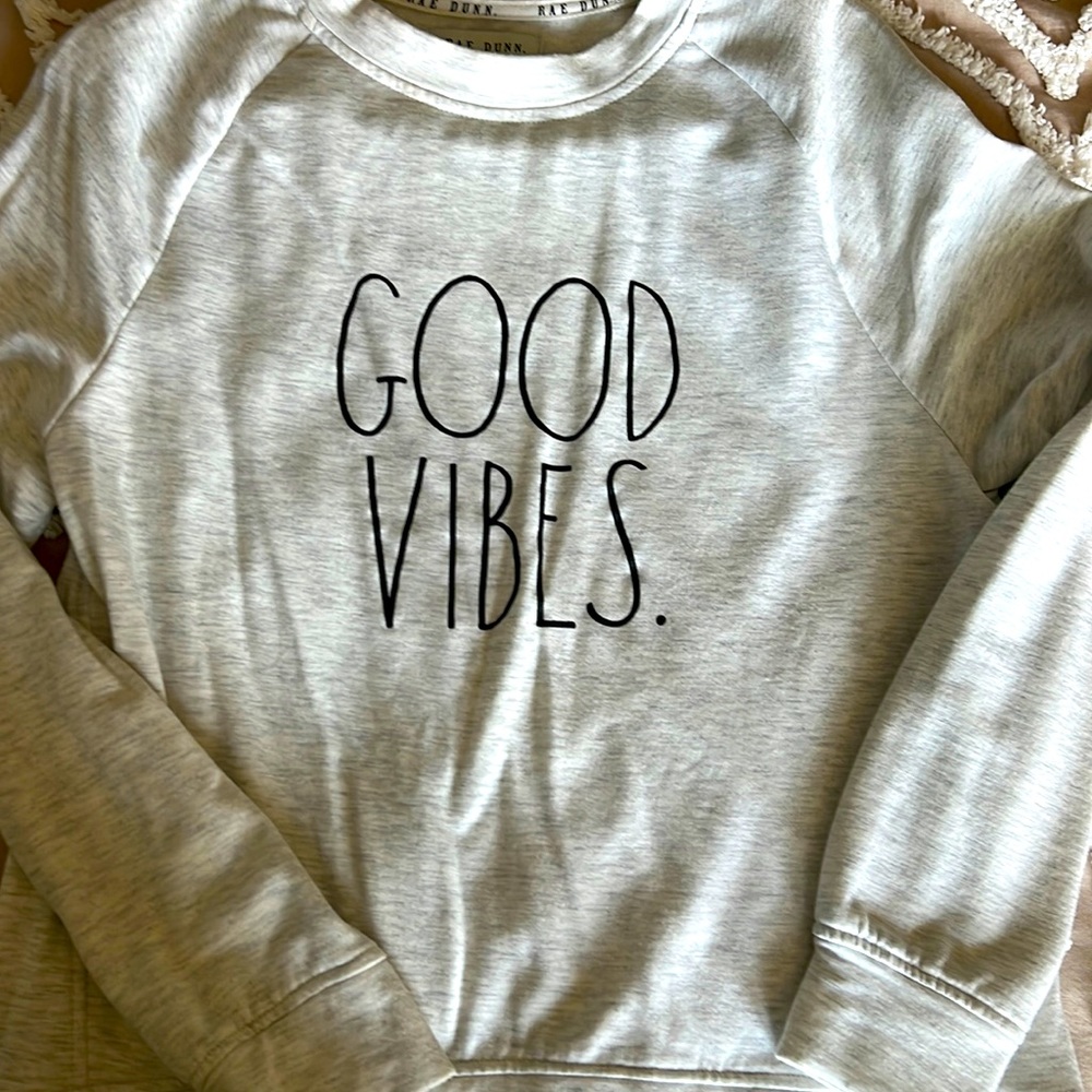 Rae Dunn GOOD VIBES 😎 sweatshirt